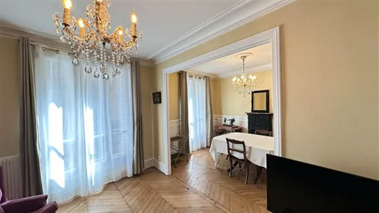 Apartments in Paris 18ème arrondissement - Montmartre - photo 1