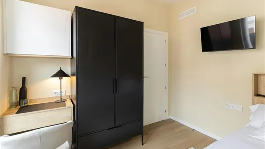 Rooms in Madrid Chamberí - photo 7