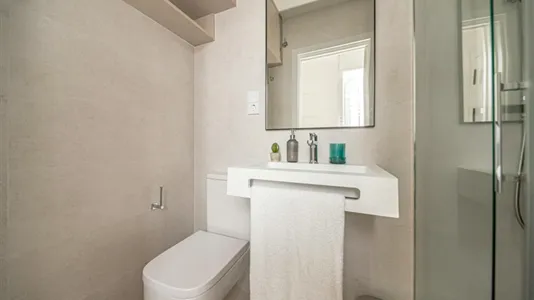 Rooms in Málaga - photo 8