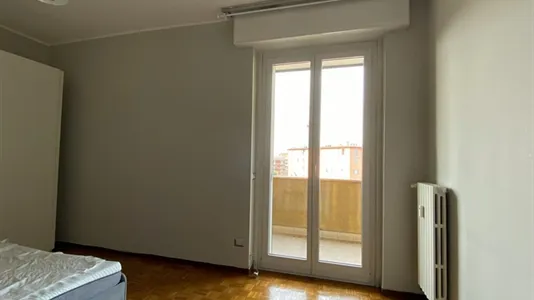 Rooms in Milano Zona 2 - Stazione Centrale, Gorla, Turro, Greco, Crescenzago - photo 3