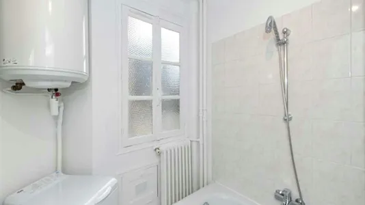 Rooms in Paris 20ème arrondissement - photo 8