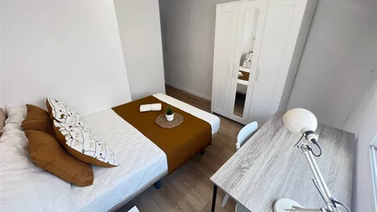 Rooms in Tavernes Blanques - photo 5