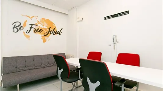 Rooms in Granada - photo 9