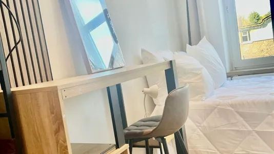 Rooms in Brussels Anderlecht - photo 1