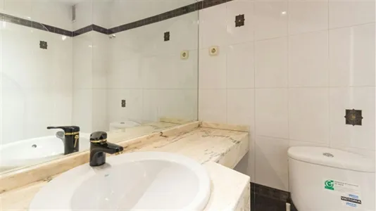 Rooms in Madrid Tetuán - photo 5