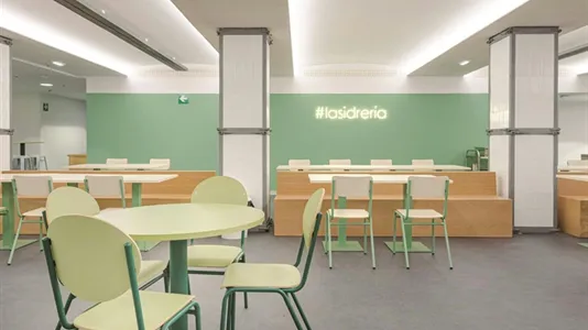 Rooms in Oviedo - photo 6