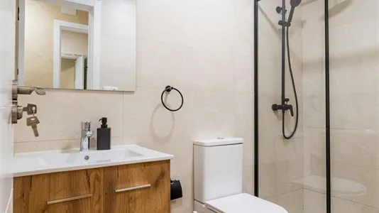 Rooms in Madrid Carabanchel - photo 8