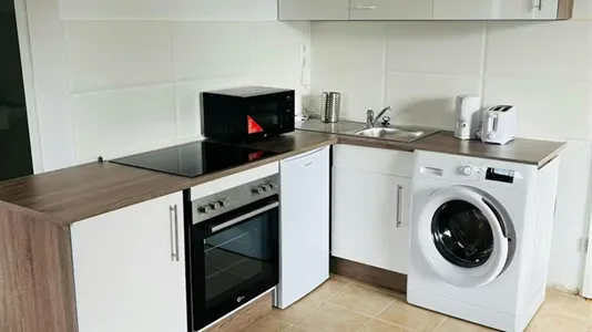 Apartments in Northwestern Mecklenburg - photo 2