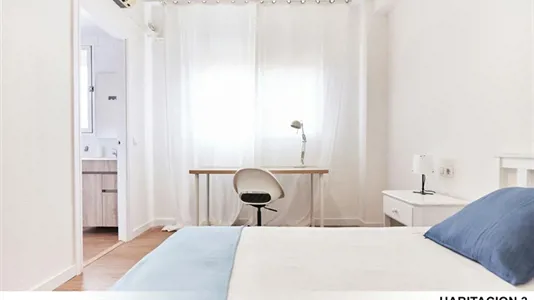 Rooms in Bami - photo 2
