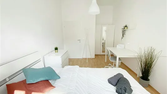 Rooms in Wien Mariahilf - photo 8