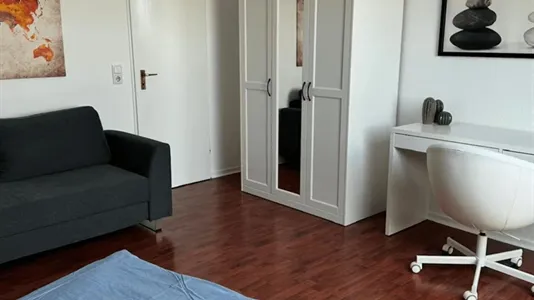 Apartments in Dusseldorf - photo 5