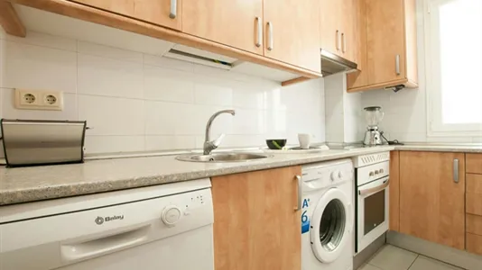 Rooms in Madrid Salamanca - photo 9