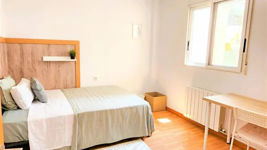 Rooms in el Camí de Vera - photo 6