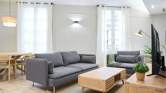 Apartments in Barcelona Ciutat Vella - photo 5