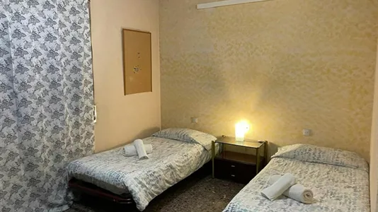 Rooms in Barcelona Eixample - photo 3