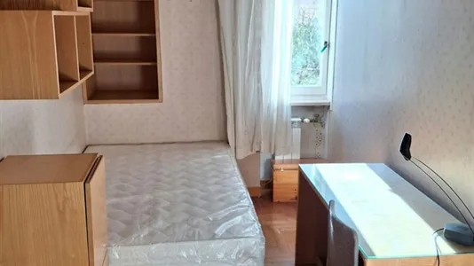 Rooms in Roma Municipio XIV – Monte Mario - photo 4