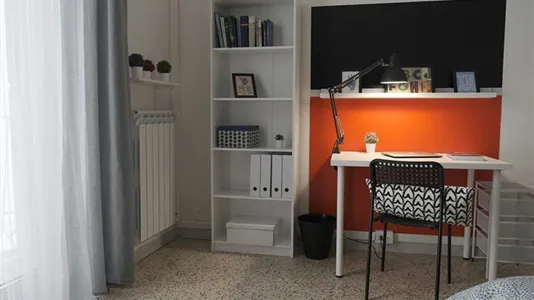 Rooms in Napoli Municipalità 2 - photo 4
