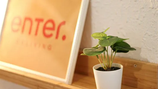 Rooms in Barcelona Eixample - photo 9