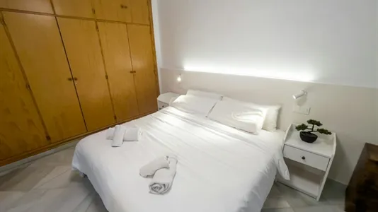 Apartments in Alfarería - photo 2