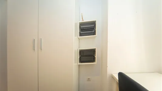 Rooms in Granada - photo 4