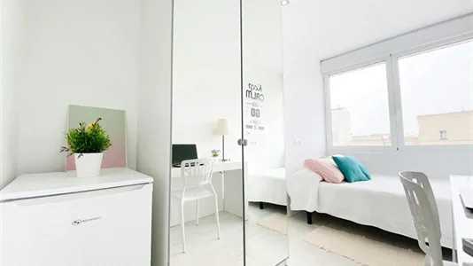 Rooms in Madrid Salamanca - photo 3