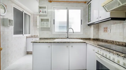 Rooms in el Camí de Vera - photo 10