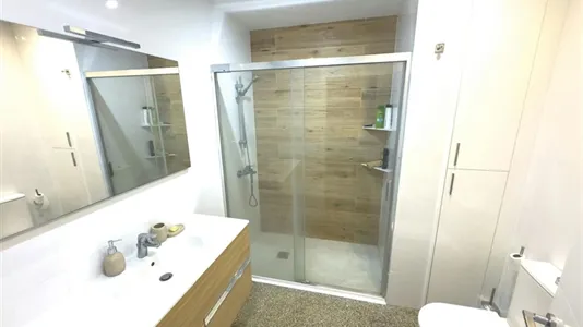 Rooms in Barcelona Ciutat Vella - photo 5