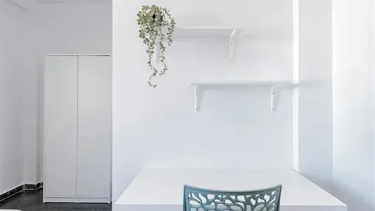 Rooms in Benimamet - photo 7