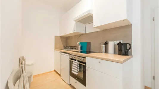 Rooms in Berlin Charlottenburg-Wilmersdorf - photo 4