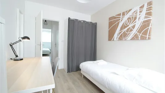 Rooms in Lyon - photo 9