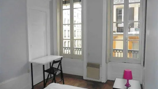 Rooms in Lyon - photo 2