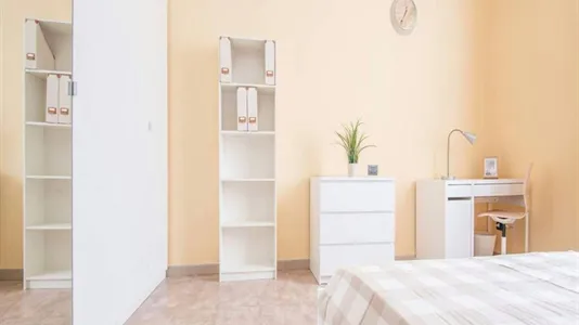 Rooms in Milano Zona 2 - Stazione Centrale, Gorla, Turro, Greco, Crescenzago - photo 4