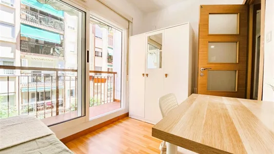 Rooms in el Camí de Vera - photo 7