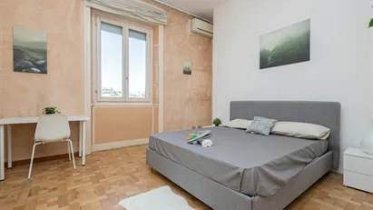 Room for rent in Milano Zona 2 - Stazione Centrale, Gorla, Turro, Greco, Crescenzago, Milan
