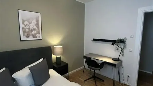 Apartments in Berlin Charlottenburg-Wilmersdorf - photo 2