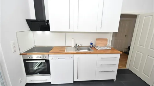 Rooms in Frankfurt West - photo 5