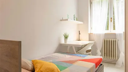 Room for rent in Milano Zona 9 - Porta Garibaldi, Niguarda, Milan