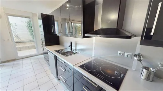 Apartments in Grenoble - photo 7