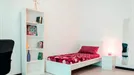 Room for rent, Turin, Piemonte, &lt;span class=&quot;blurred street&quot; onclick=&quot;ProcessAdRequest(10507469)&quot;&gt;&lt;span class=&quot;hint&quot;&gt;See streetname&lt;/span&gt;[xxxxxxxxxxxxx]&lt;/span&gt;