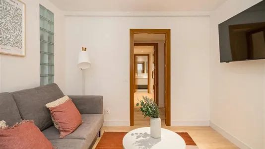 Rooms in Madrid Chamartín - photo 5