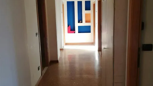 Rooms in Roma Municipio II – Parioli/Nomentano - photo 4