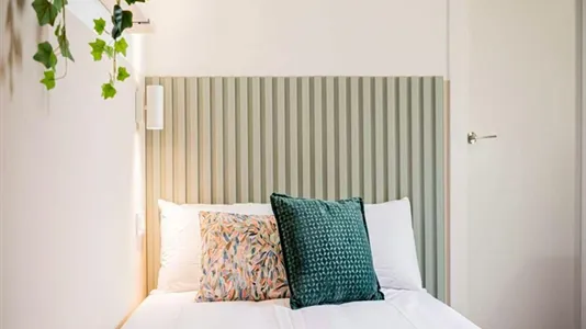 Rooms in Madrid Centro - photo 6