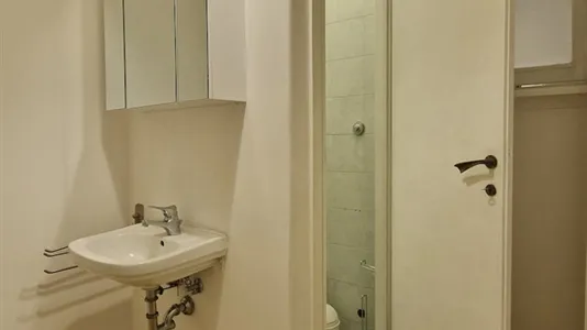 Rooms in Roma Municipio VIII – Appia Antica - photo 10