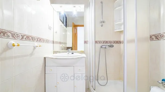 Rooms in Madrid San Blas - photo 7