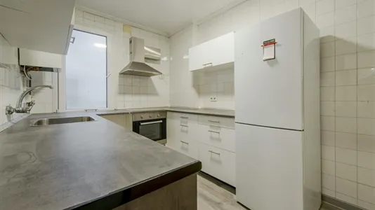 Rooms in Madrid Chamartín - photo 7