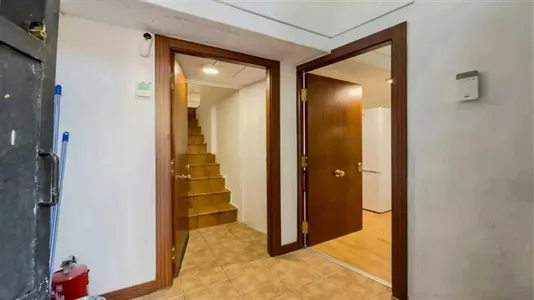 Apartments in Barcelona Ciutat Vella - photo 9