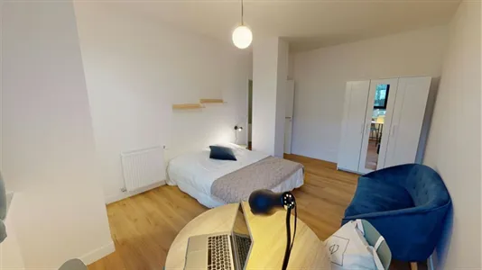 Rooms in Nanterre - photo 2