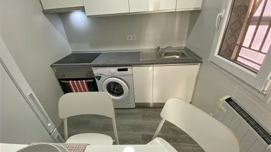 Rooms in Adaro - photo 8