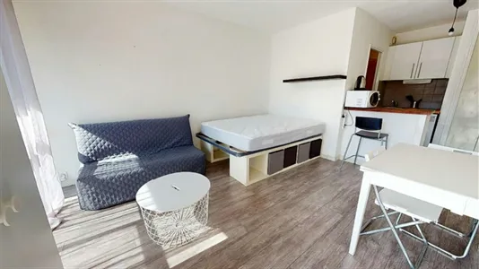 Apartments in Montpellier - photo 7