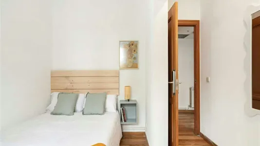 Rooms in Madrid Hortaleza - photo 4